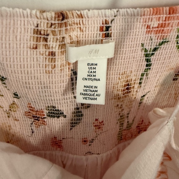 H&M floral dress - Picture 7 of 8